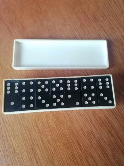 Vintažinis domino žaidimas