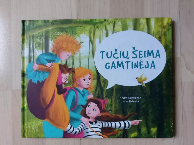 Tučių šeima gamtinėja