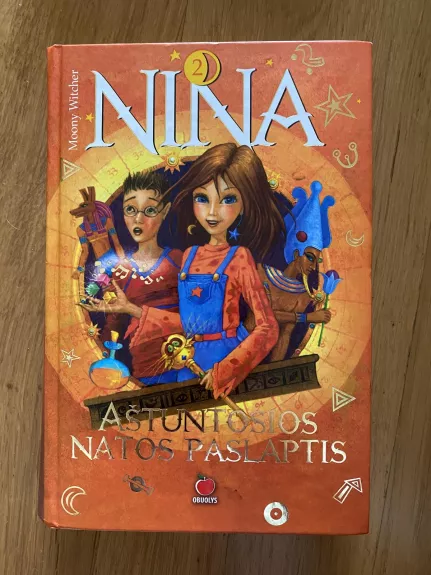 Nina. Aštuntosios natos paslaptis - Moony Witcher, knyga