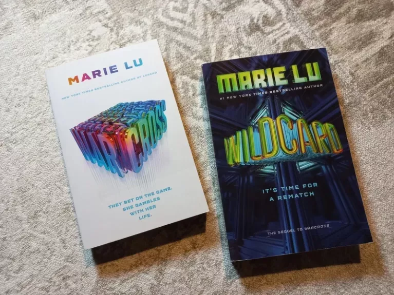 Marie Lu 2 knygų rinkinys (Warcross ir Wildcard)