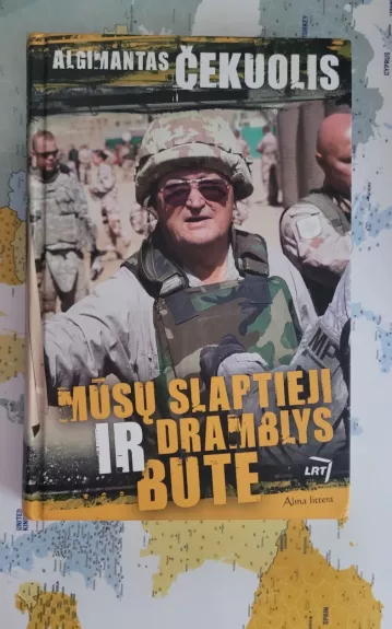 Mūsų slaptieji ir dramblys bute