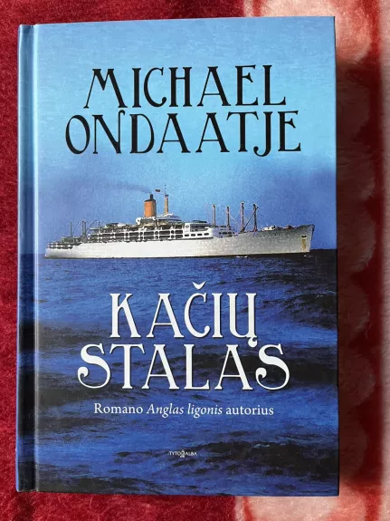 Kačių stalas - Michael Ondaatje, knyga 1