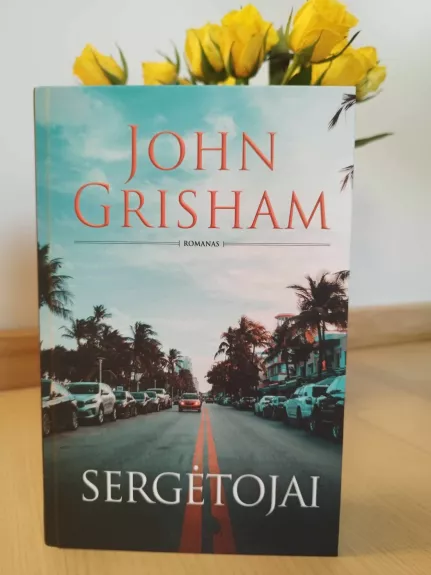 Sergėtojai - John Grisham, knyga 1