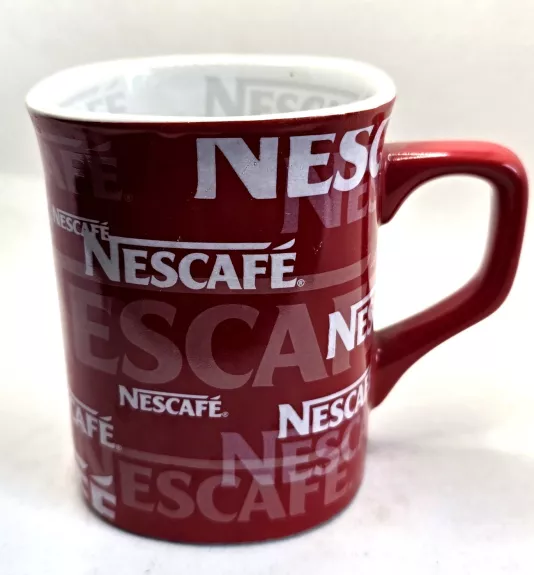 Puodelis arbatai "Nescafe"