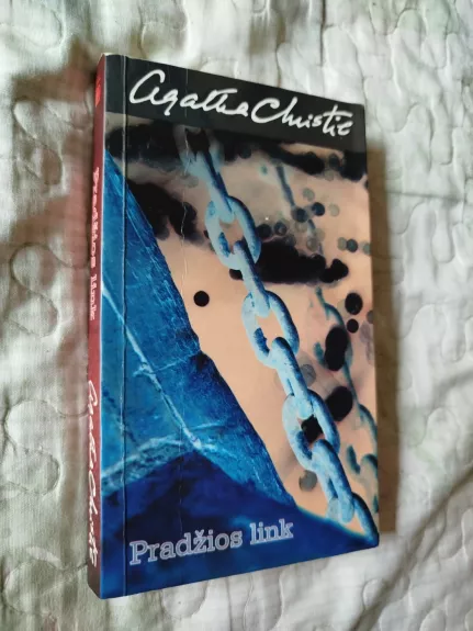 Pradžios link - Agatha Christie, knyga 1