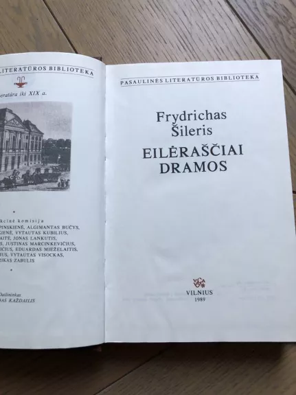 Eilėraščiai. Dramos