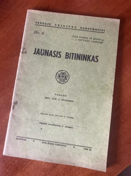 Jaunasis bitininkas - A. Musteikis, knyga