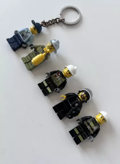 Lego figūrėlės + dovana