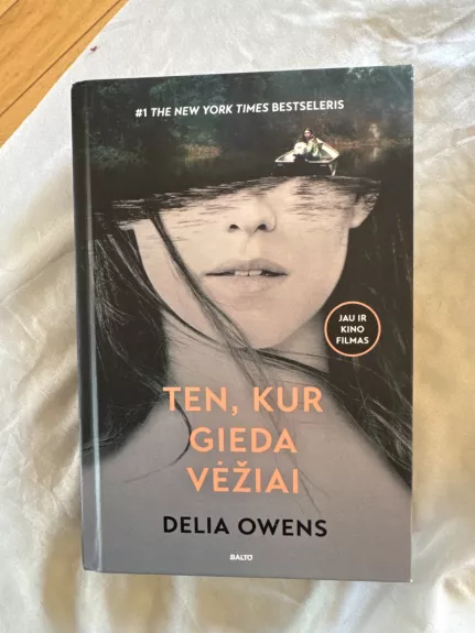 Ten kur gieda vėžiai - Delia Owens, knyga 1