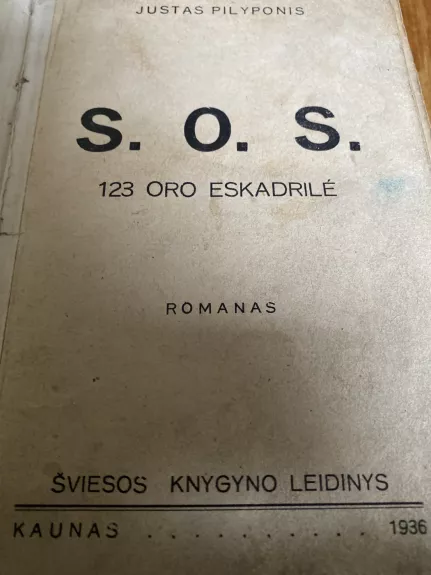 S. O. S. 123 oro eskadrile