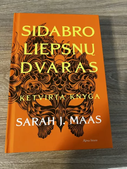 Sidabro liepsnų dvaras. 4 knyga