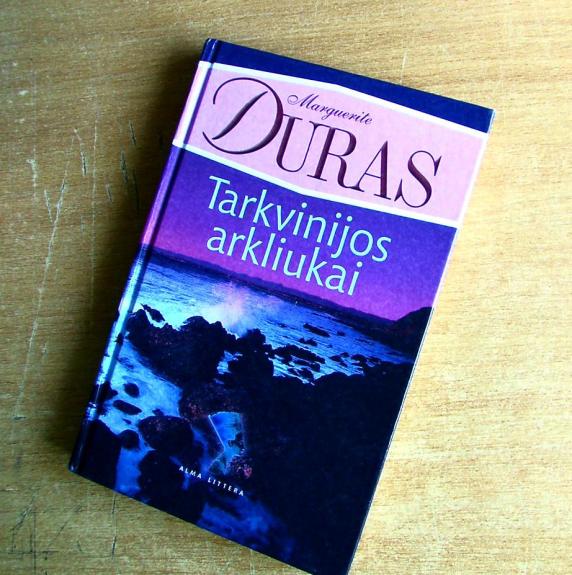 Tarkvinijos arkliukai - Marguerite Duras, knyga