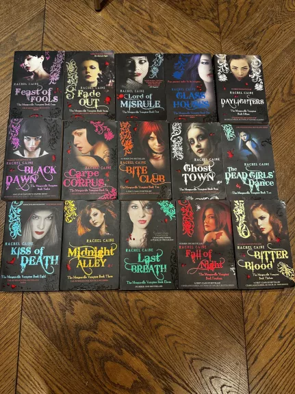 The Morganville Vampires Book Eight: Kiss Of Death