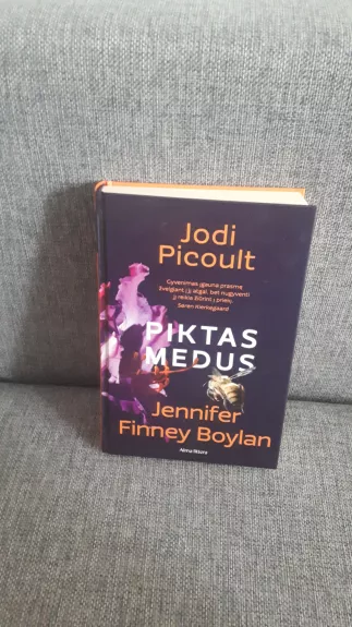 Piktas medus - Jodi Picoult, knyga 1