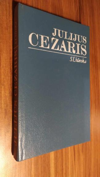 Julijus Cezaris - Sergejus Utčenka, knyga