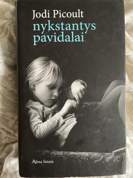 Nykstantys pavidalai