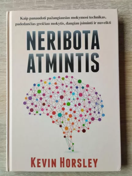 Neribota atmintis