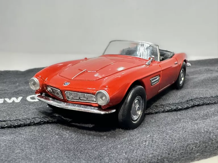 BMW 507 Cabriolet 1956-59 1:43 Schuco BMW Classic