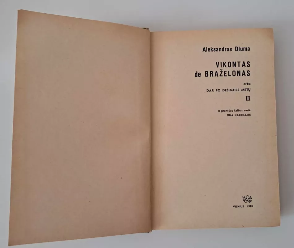 Vikontas de Braželonas (II dalis) - Aleksandras Diuma, knyga 3