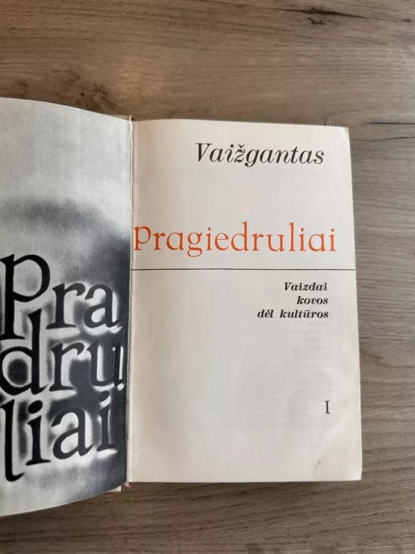 Pragiedruliai (2 dalys) -  Vaižgantas, knyga 5