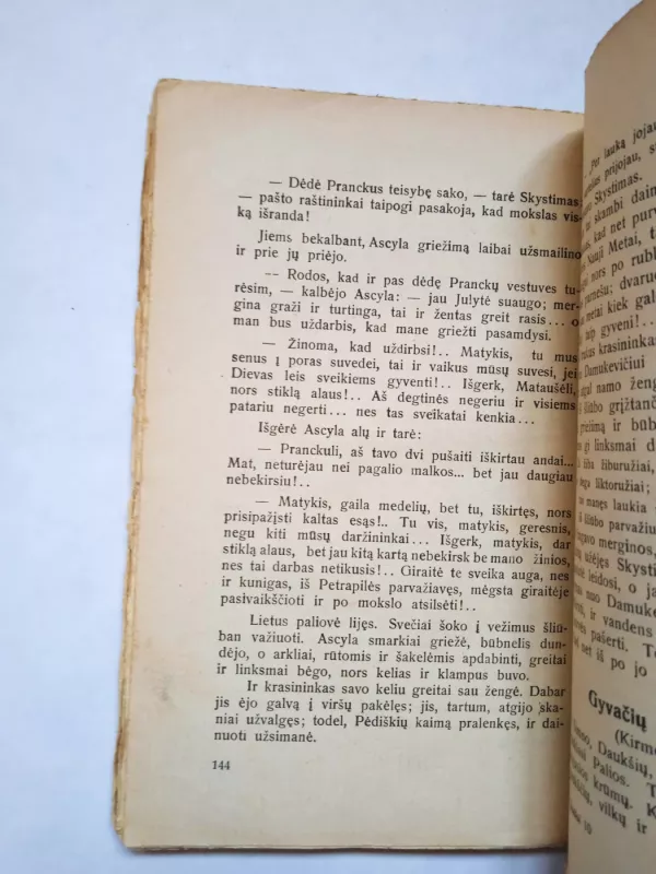 Ks. Vanagėlio raštai su autoportretu ir trumpa jo biografija - Ksaveras Sakalauskas-Vanagėlis, knyga 4