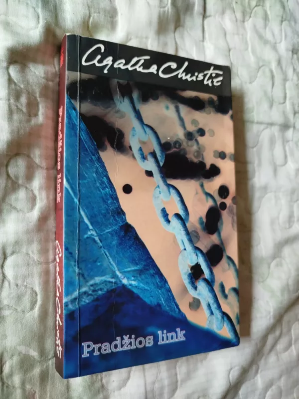 Pradžios link - Agatha Christie, knyga 2