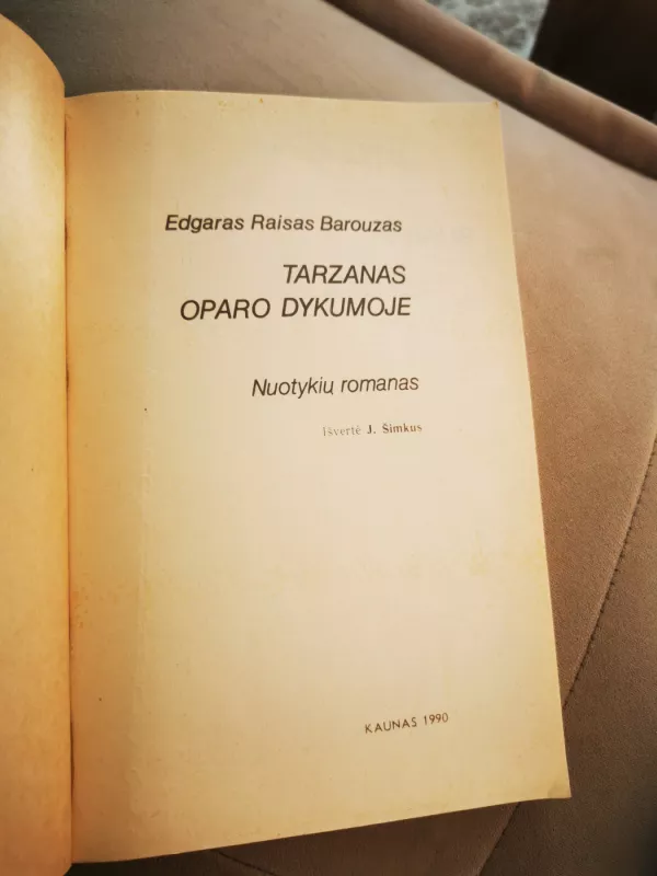 Tarzanas Oparo dykumoje - Edgaras Barouzas, knyga 4