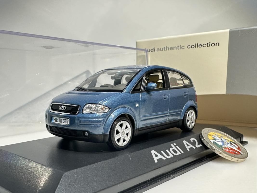 Audi A2 1:43 Minichamps - , namai ir interjeras 2