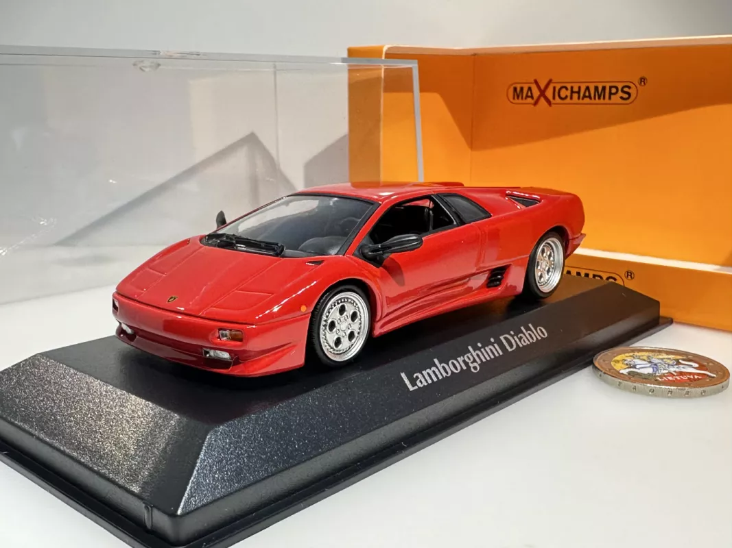 Lamborghini Diablo 1:43 Maxichamps - , namai ir interjeras 2