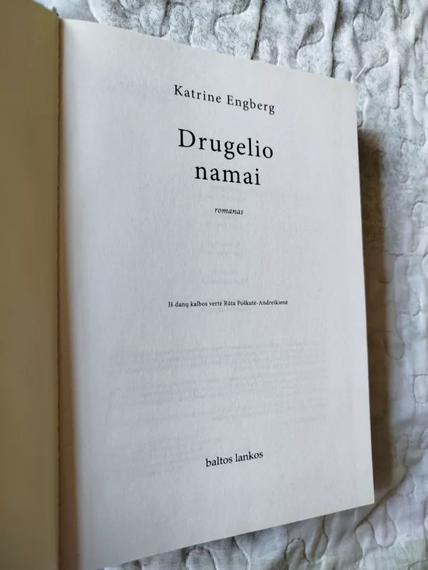 Drugelio namai - Katrine Engberg, knyga 3