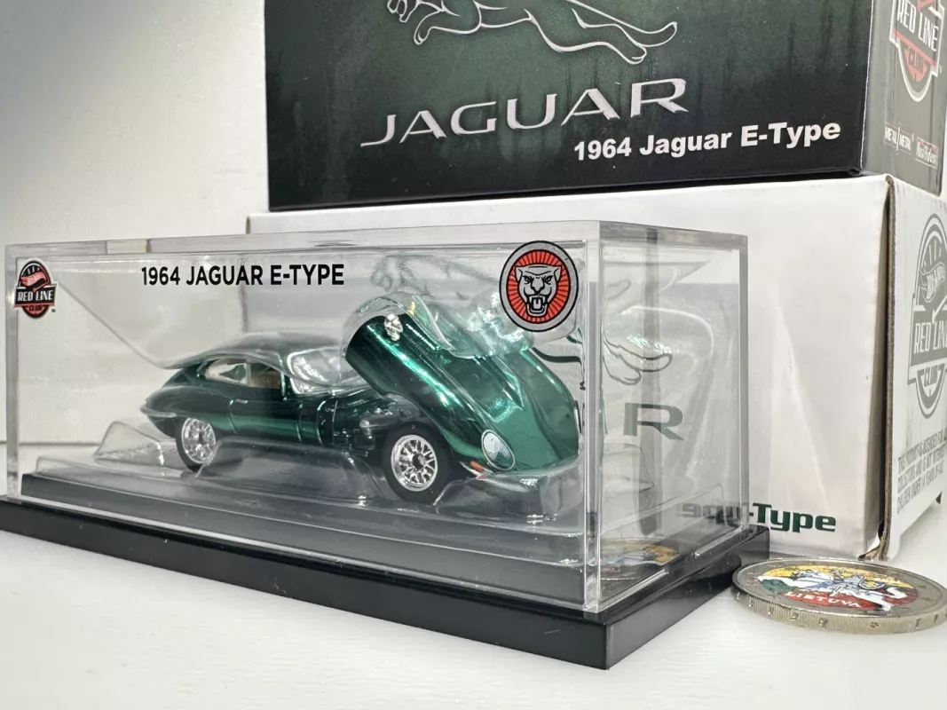 Jaguar E-type Coupe 1964 1:64 Hot Wheels RLC - , namai ir interjeras 2