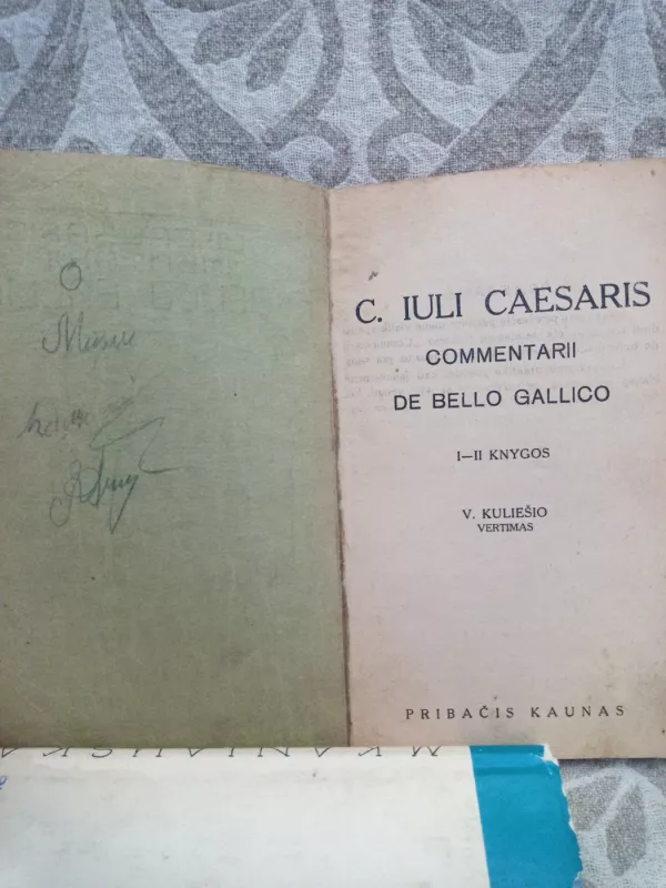 C.Iuli Caesaris commentarii de bello Gallioi-II knygos - Gajus Julijus Cezaris, knyga 5