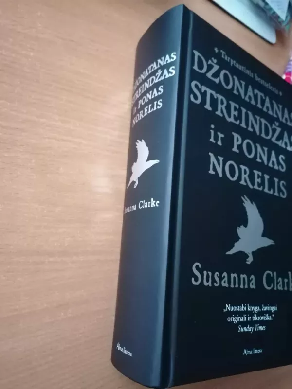 Džonatanas Streindžas ir ponas Norelis - Susanna Clarke, knyga 3