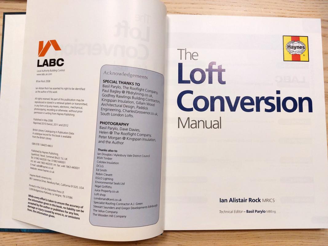 Loft Conversion Manual: The step-by-step guide to designing, building and managing a loft project - Ian Rock, knyga 3