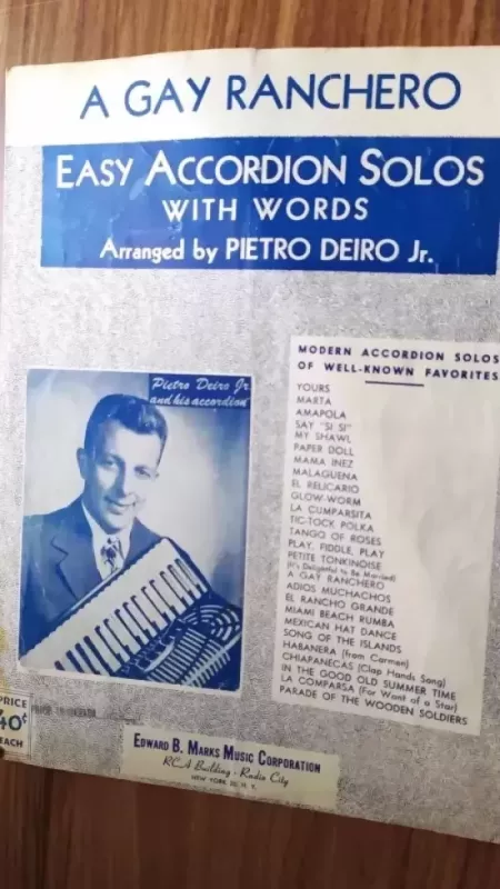 A Gay Ranchero. Easy Accordion Solos - Pietro Deiro, knyga 2