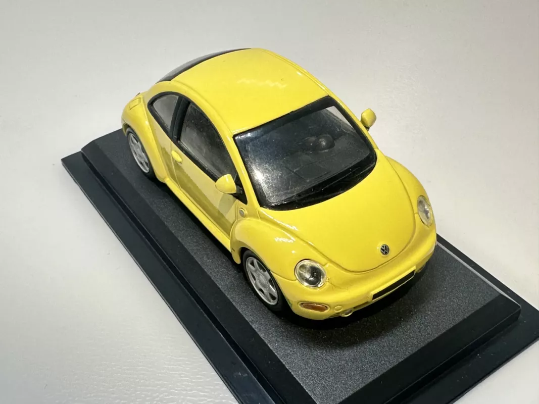 Volkswagen New Beetle 1:43 Del Prado [tik su stoveliu] - , namai ir interjeras 5