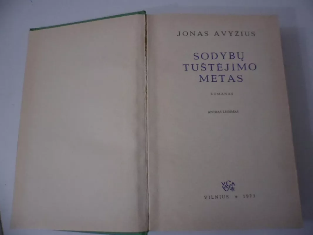 Sodybų tuštėjimo metas - Jonas Avyžius, knyga 3