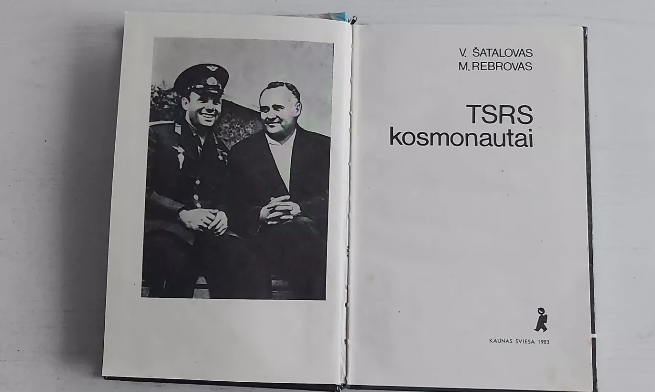 TSRS kosmonautai - V. Šatalovas, M.  Rebrovas, knyga 3